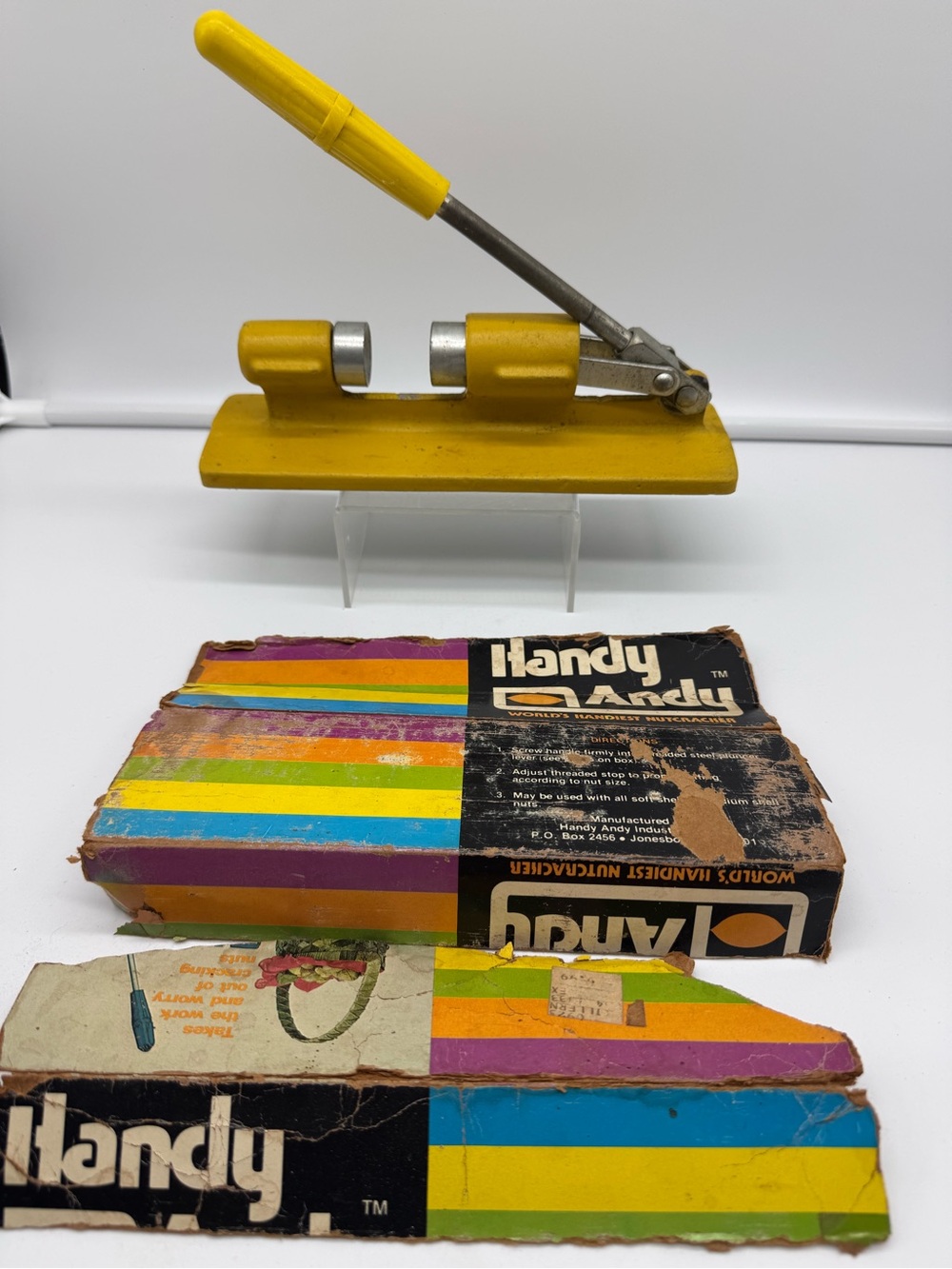 Vintage Handy Andy Cast Iron Adjustable Nutcracker Yellow Original Box